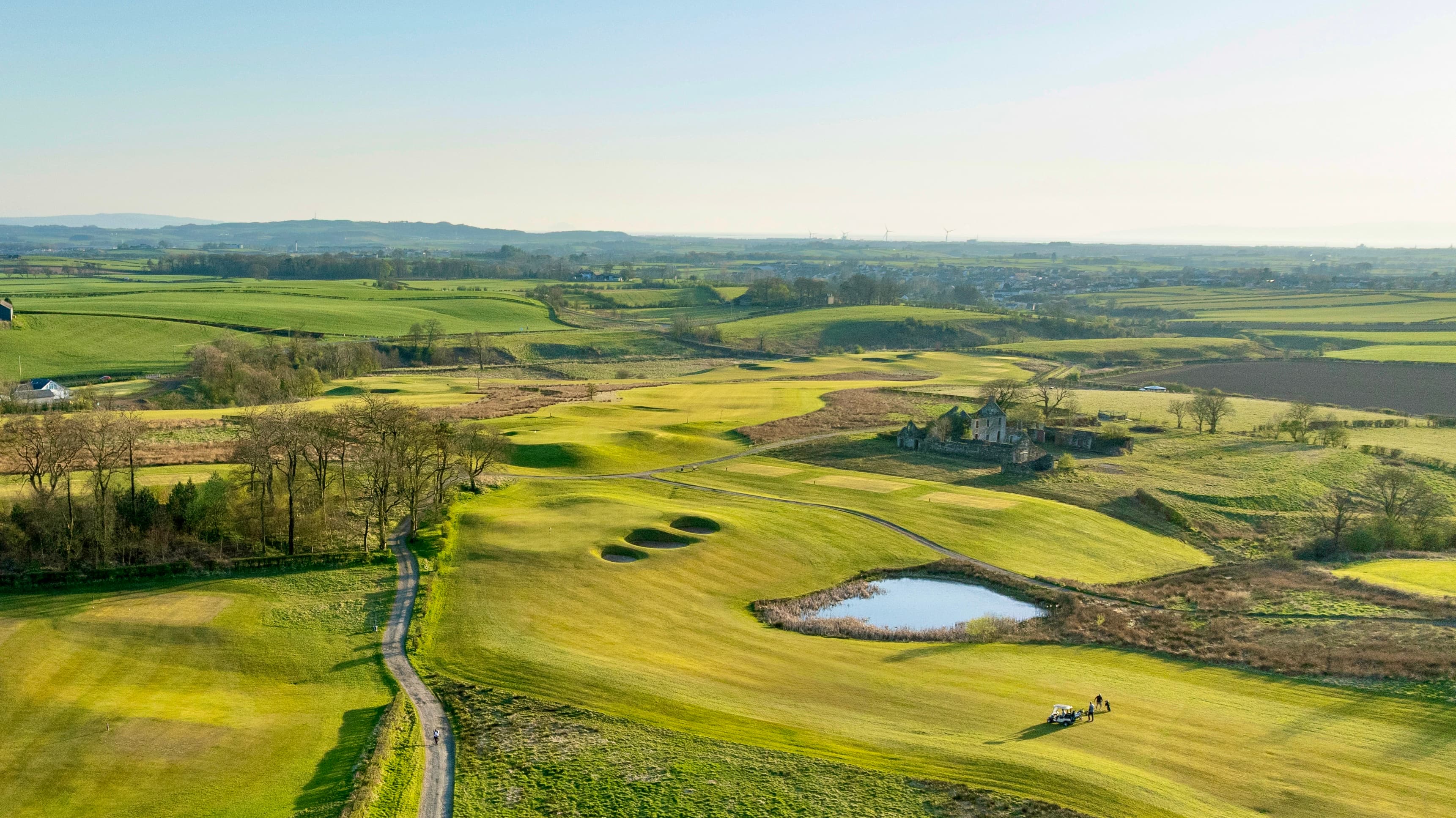 Sunday Early Bird + Dining